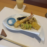 鮨 玉かがり 天ぷら 玉衣 - 
