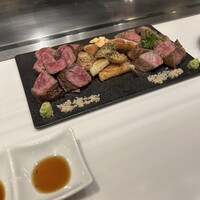 鉄板焼 曉 - 