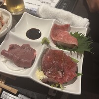 肉匠 牛虎 西中島店 - 