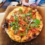 ザ ピッツァバー ON 38TH - 