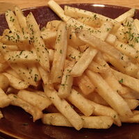ウォルプタス 東京駅グランルーフ店 - アンチョボポテトフライ