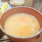 嬉嬉豚とんかつ 「君に、揚げる。」 池袋本店 - 豚汁