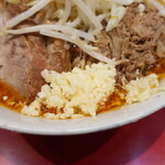 ラーメン二郎 - ニンニク