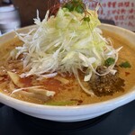 ラーメン南の - 背脂担々麺ネギトッピング
