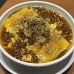 蝋燭屋 表参道ヒルズ店 - Wチーズカレー麻婆麺1,900円
                                痺れ激増し100円