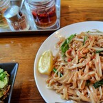 エスケータイランド - 調味料と一緒に