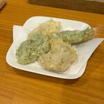 手打ちうどん 上を向いて - 
