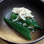 鳥造 - おくらと鶏の和え物（付出し）