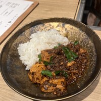 金山成吉思汗 - 