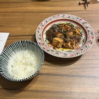 中国菜厨 エスサワダ 新丸ビル店 - 