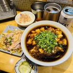 猫と月 chan mie noodles - 