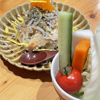 串揚げ アガルコメ。 恵比寿店 - ポテトサラダと野菜スティック