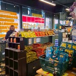 ラッキーピエロ マリーナ末広店 - 