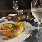 イカリヤ食堂 - 鶏モモ肉のコンフィ