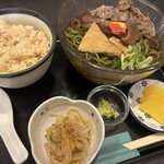 Kokodosu - 冷麵肉茶蕎麥麵套餐