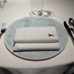 AZUR et MASA UEKI - テーブル