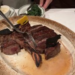 ウルフギャング・ステーキハウス 丸の内店 - 