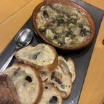 Barbe - 貝のアヒージョ