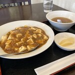 三福 - ランチセット　麻婆丼
