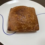 eigyokudo Cafe - 2025.5.7（水）初訪問
      次の日家で焼き直ししてサクサク〜。
      マスカルポーネ×あんデニッシュ290円（税込）