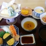 おすし御膳１３００円