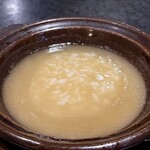 イチリン ハナレ - ふかひれの残ったスープに鶏出汁で炊いたおじや投入