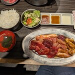 桜食堂 - がっつり焼肉ランチC一人前