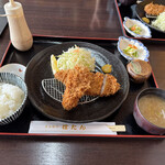 とんかつぼたん - 