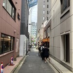 ライスカレー まんてん - 開店10分前で約15人並び