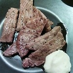 奥入瀬渓流ホテル - オーダーしたステーキ 二人前とマッシュポテト♪
      