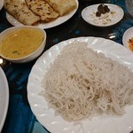 シーギリヤ - インディアーッパ、ロティ、パリップ