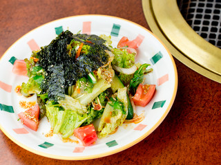Gyuutoku Tsudoitei - ネギ入りチョレギサラダ