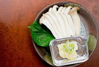 Gyuutoku Tsudoitei - エリンギのバター焼