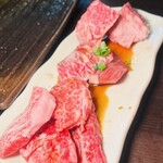 炭火焼肉 焼きしゃぶ にく式 - 