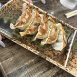 魁龍 - 餃子！！200円安い！！