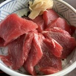 うろこいち - 赤身と中トロ丼