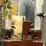 削りたてカツオ節専門店 出汁ダシ - 削節機