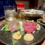 魚馬る - 馬刺し盛り合わせ！