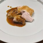 AKAI - 3種類の部位を濃厚なタレでいただきます