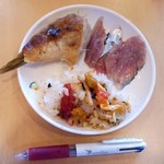 MOM’S - 2014.8.26の一部。ちらし寿司がうまくよそえず、崩れる。