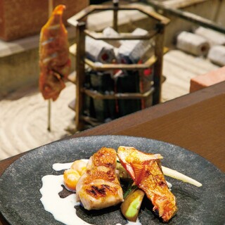 『囲炉裏フレンチ』宮城直送の旬魚を囲炉裏でヘルシーフレンチに