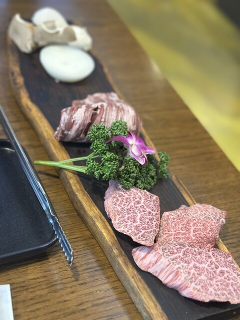 韓国ソウル】ミシュラン掲載の熟成韓牛の焼肉』by 食べ歩き人