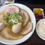 藤味亭 - チャーシューめん（1,400円）、味付玉子トッピング（+150円）、ライス・小（+150円）