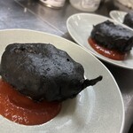 イカ墨のクリーム天ぷら
