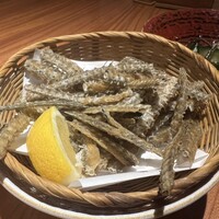 炭焼 うな富士 有楽町店 - 鰻の骨せんべい　税込890円