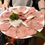 炭焼 金竜山 - 上タン４人前