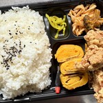 桃たろう - からたま弁当 砂糖味 710円。