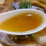 中華そば うえまち - 中華そば醤油　スープ