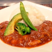 ぷれじでんと千房 オー・エム・ホテル日航ビル店 - 完熟トマトのハヤシライス　夏野菜添え