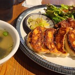 餃子酒飯 大阪王 塚口店 - 